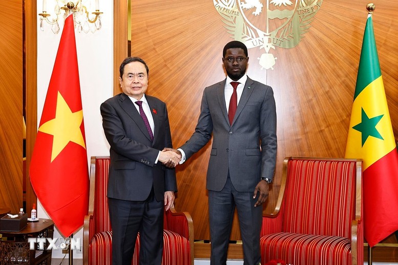 Chủ tịch Quốc hội Trần Thanh Mẫn hội kiến Tổng thống Senegal Bassirou Diomaye Faye