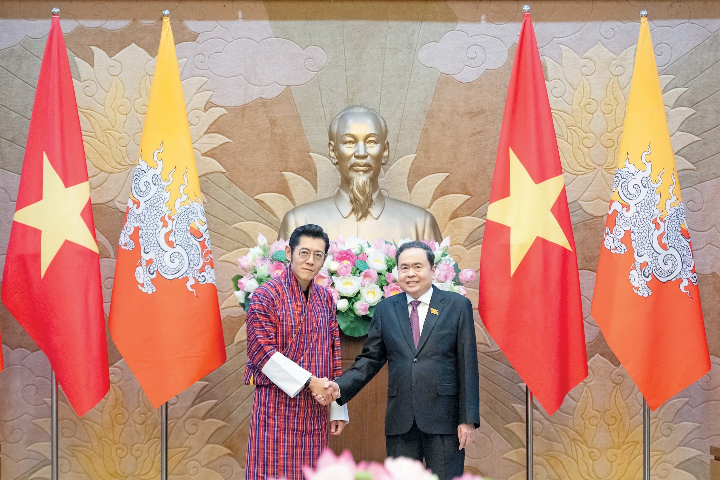 Chủ tịch Quốc hội Trần Thanh Mẫn hội kiến Quốc vương Bhutan